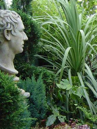 View looking towards The Southern Hemisphere Garden. Summer 2007.
