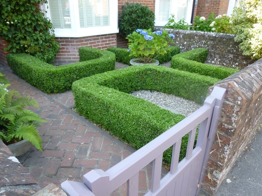 Low maintenance front garden