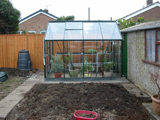 Greenhouse now up and running