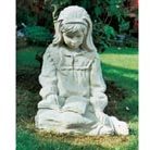 victoria statue